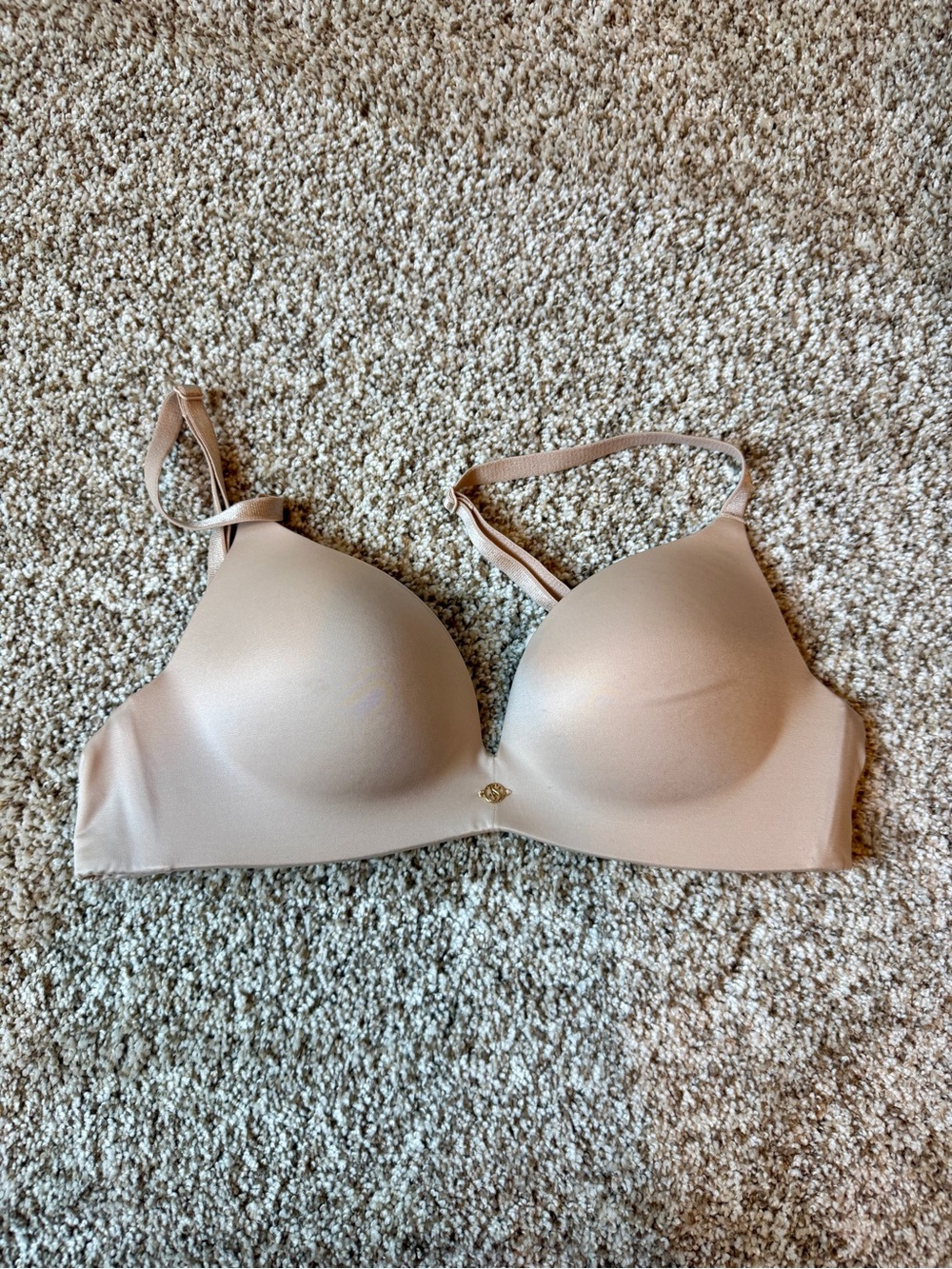 Victoria’s Secret Very Sexy So Obsessed Push-up No wire bra 32B Marzipan